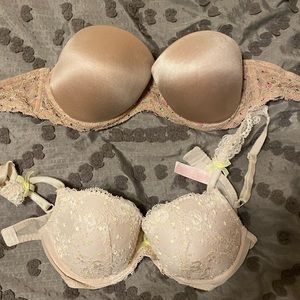 2 Victoria Secret bras. Size 32D.